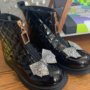 Girls fashion boots